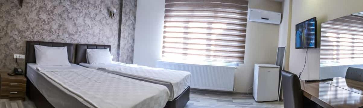 Ikarus Hotel Кушадасъ Екстериор снимка
