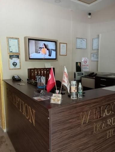Ikarus Hotel Кушадасъ Екстериор снимка